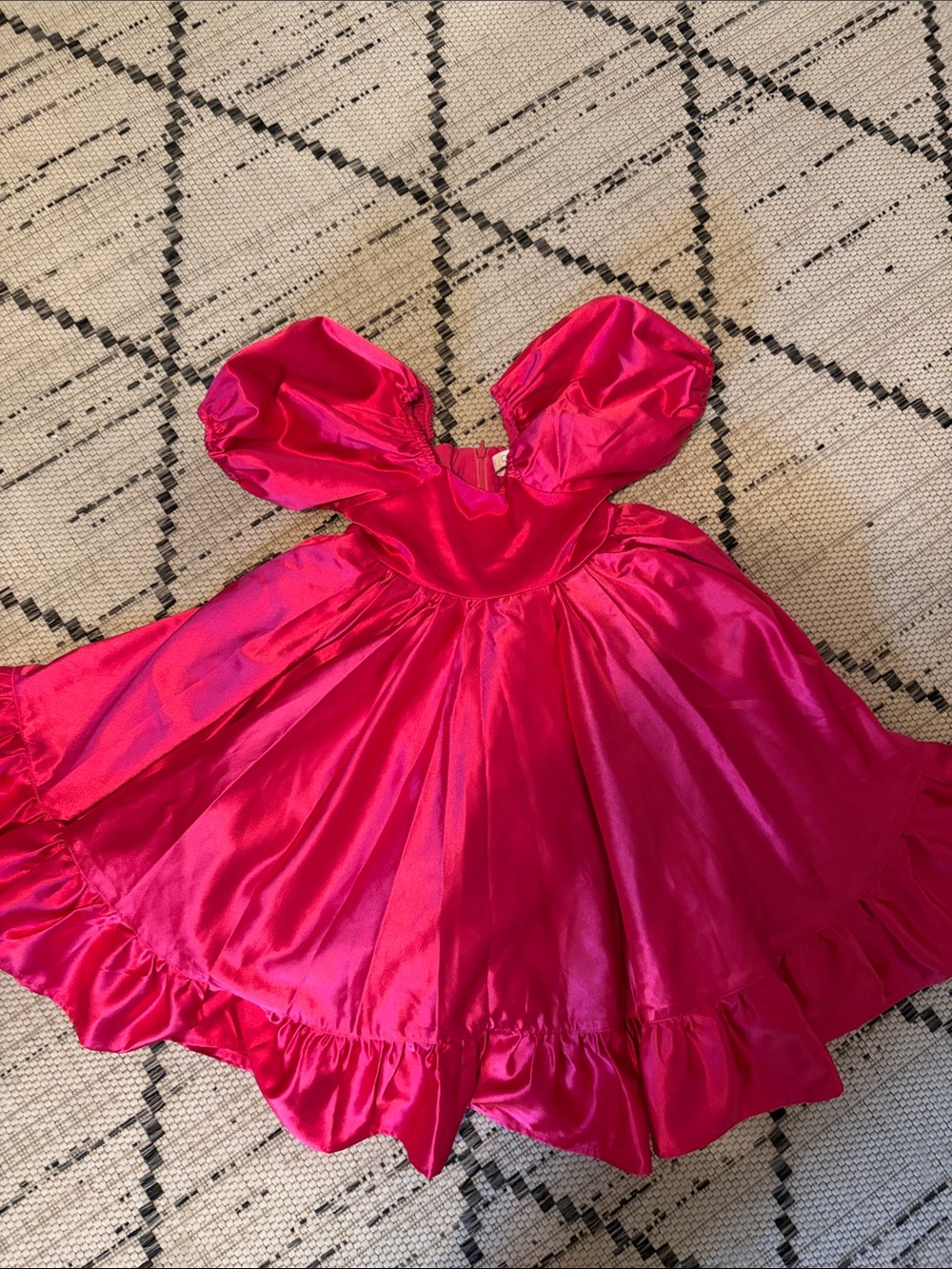 Ivy city co Hot Pink Satin Puff-Sleeve Dress